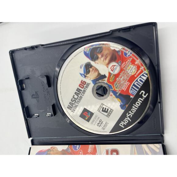 NASCAR 06: Total Team Control PS2 / PlayStation 2 - Complete w/ Manual - Picture 4 of 5